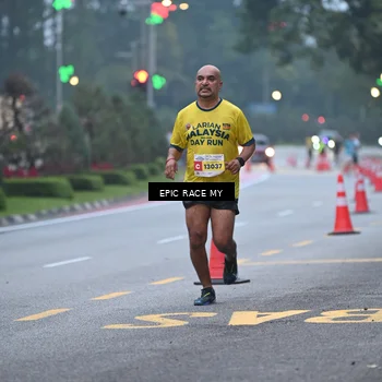 Runner Photo 7027693