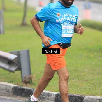 Runner Photo 7027695