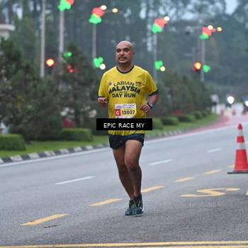 Runner Photo 7027697