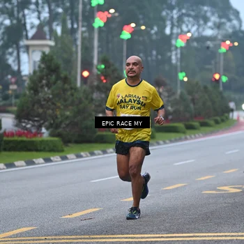 Runner Photo 7027700