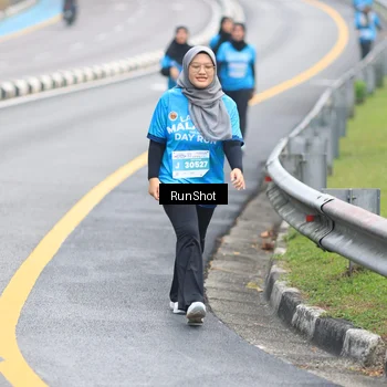 Runner Photo 7027723