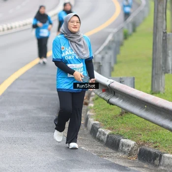 Runner Photo 7027725