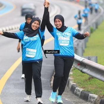 Runner Photo 7027741