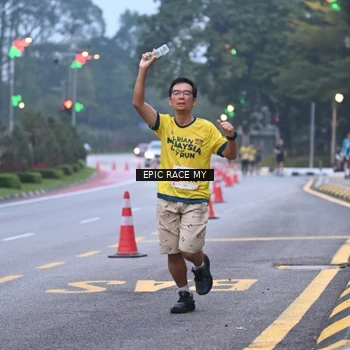 Runner Photo 7027744