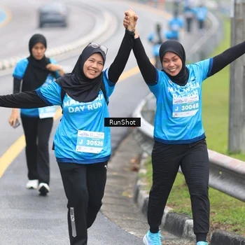 Runner Photo 7027751