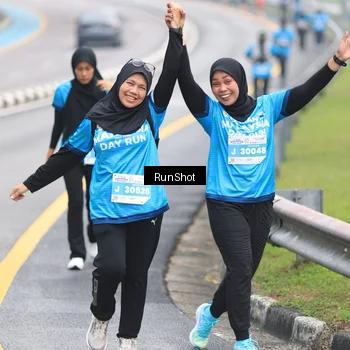 Runner Photo 7027766