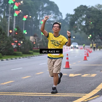 Runner Photo 7027768