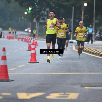 Runner Photo 7027774