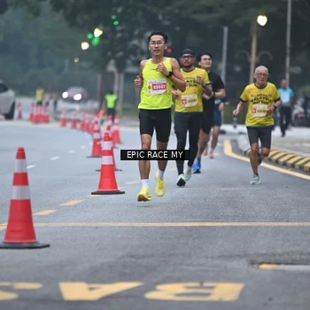 Runner Photo 7027784