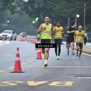 Runner Photo 7027796