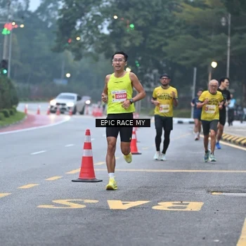 Runner Photo 7027815