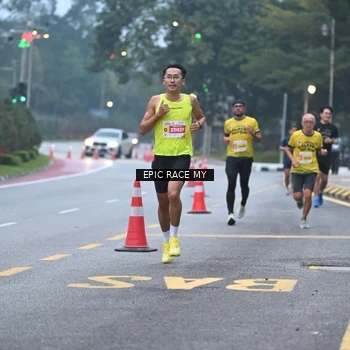 Runner Photo 7027824