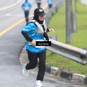 Runner Photo 7027868