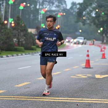 Runner Photo 7027871