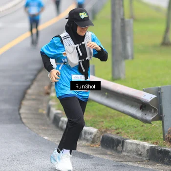 Runner Photo 7027874