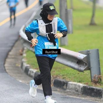 Runner Photo 7027876