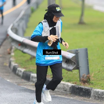 Runner Photo 7027877