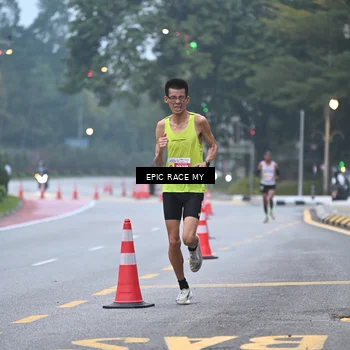 Runner Photo 7027892