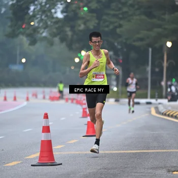 Runner Photo 7027906