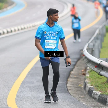 Runner Photo 7027907