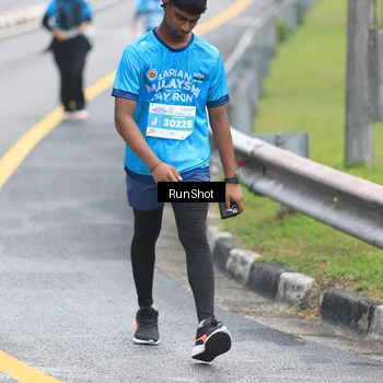 Runner Photo 7027908