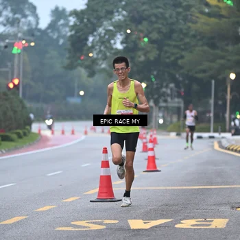 Runner Photo 7027911