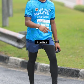 Runner Photo 7027925