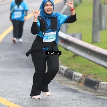Runner Photo 7027951