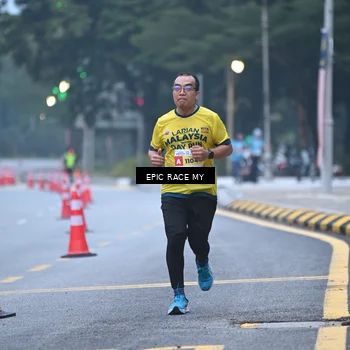 Runner Photo 7027979
