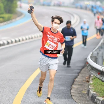 Runner Photo 7027995