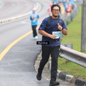 Runner Photo 7028033
