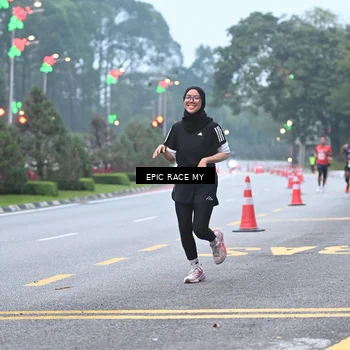 Runner Photo 7028051