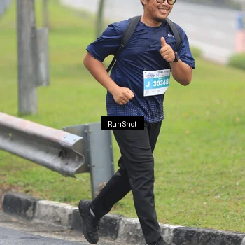 Runner Photo 7028052