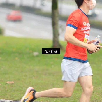 Runner Photo 7028075