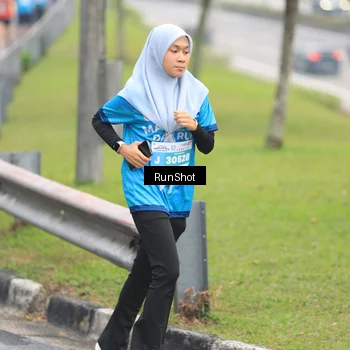 Runner Photo 7028078