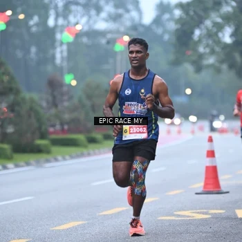 Runner Photo 7028092