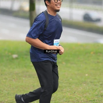 Runner Photo 7028102