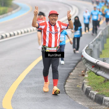 Runner Photo 7028107