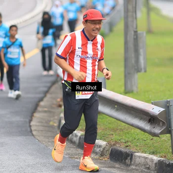 Runner Photo 7028131