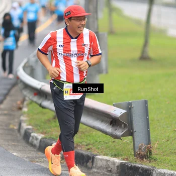 Runner Photo 7028137