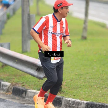Runner Photo 7028138