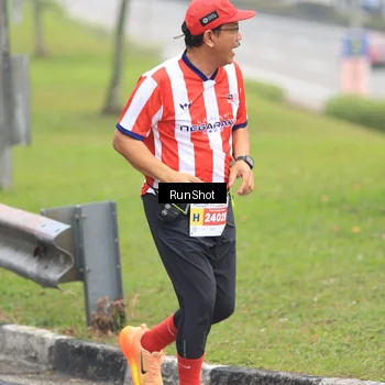 Runner Photo 7028144