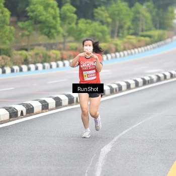 Runner Photo 7028151