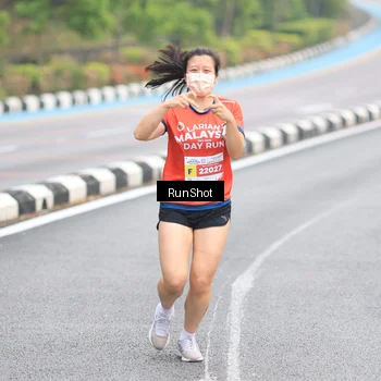 Runner Photo 7028167