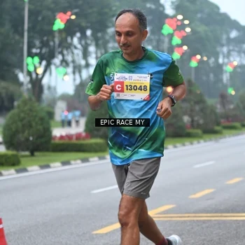Runner Photo 7028170