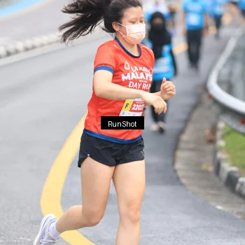 Runner Photo 7028178