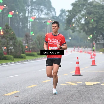 Runner Photo 7028189