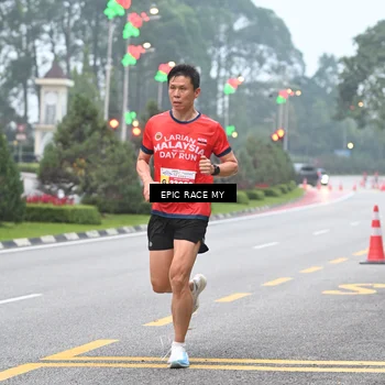 Runner Photo 7028197