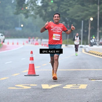 Runner Photo 7028212