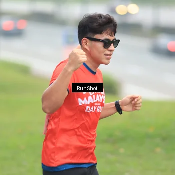 Runner Photo 7028213